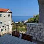Primo Lusic 아파트 *
