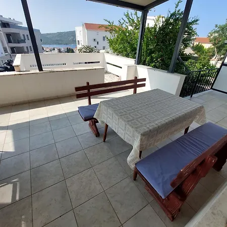 Primo Lusic Apartmán *