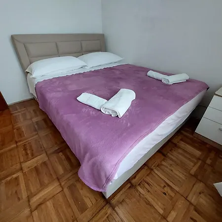 Apartment Primo Lusic