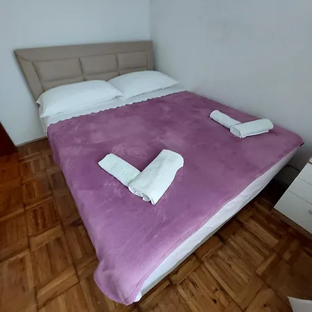Primo Lusic Apartment Primosten