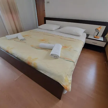 Apartment Primo Lusic