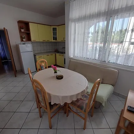 Primo Lusic Apartment