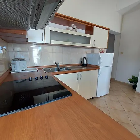 Apartment Primo Lusic