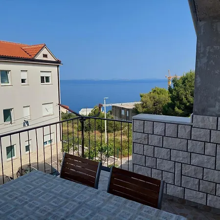 Primo Lusic Apartment *