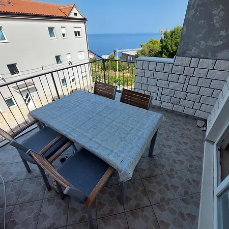 Apartment Primo Lusic